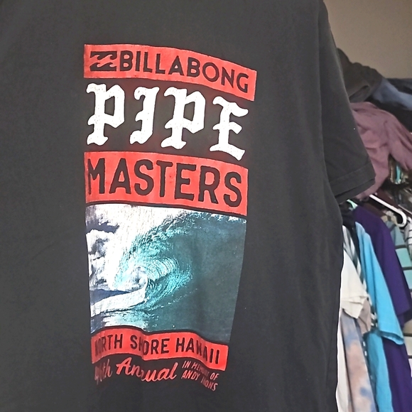 Billabong - Picture 1 of 5